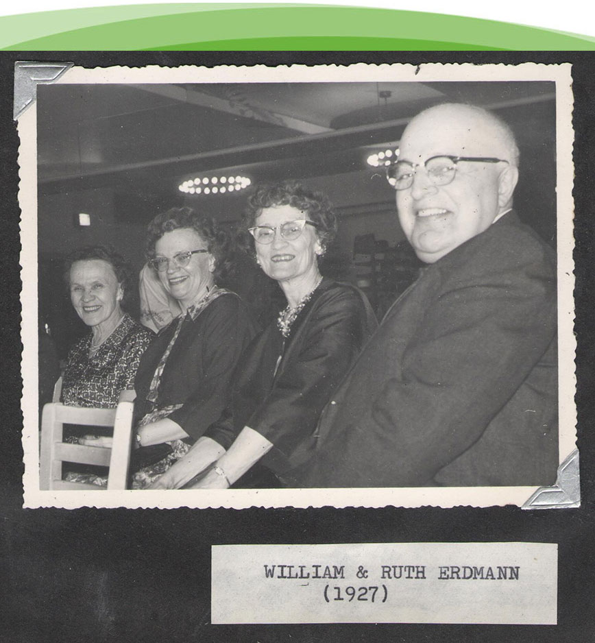Una foto de William y Ruth Erdmann en un evento de la Sociedad Auditiva de Chicago en 1927